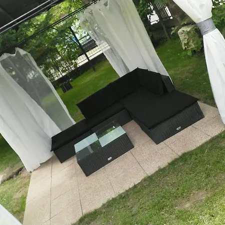 Klara Guest house *